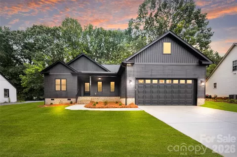 3301 Eva Nw Dr NW, Concord, NC 28027