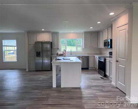2245 Carter Hill Ln, Lancaster, SC 29720