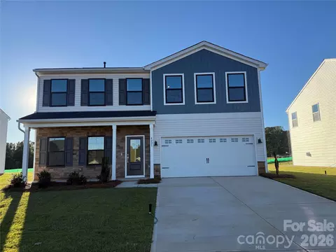 4021 Juno Dr, Charlotte, NC 28215