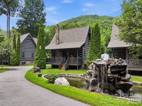 17 Rachels Cir, Maggie Valley, NC 28751