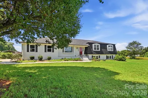 130 Watts Farm Ln, Mooresville, NC 28115