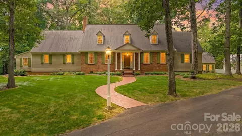 5400 Dartmoor 246 St #246, Winston Salem, NC 27106