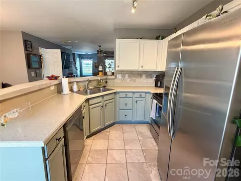 Kitchen - 10523 Trolley Run Dr, Cornelius, NC 28031 photo 2 of 3