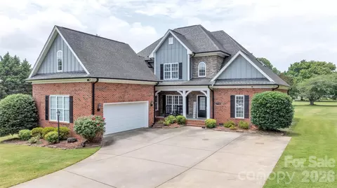 13708 Thompson Place Dr, Mint Hill, NC 28227