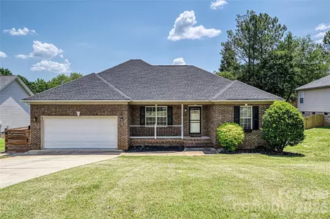 3805 Cassidy Dr, Waxhaw, NC 28173