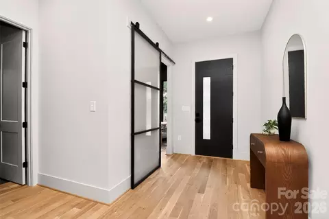 1304 N Caldwell St, Charlotte, NC 28206