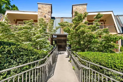 203 Bowling Park Rd, Asheville, NC 28803