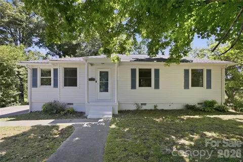 302 Houser St, Cherryville, NC 28021