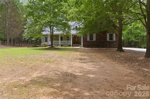 1603 Hunters Place Rd, York, SC 29745