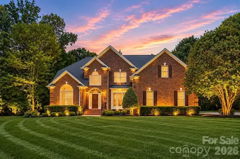 3818 Mourning Dove Dr, Weddington, NC 28104
