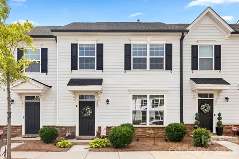 5025 Patton Dr, Gastonia, NC 28056