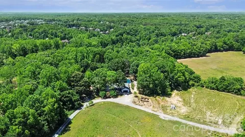 205 Dornoch Dr, Weddington, NC 28104