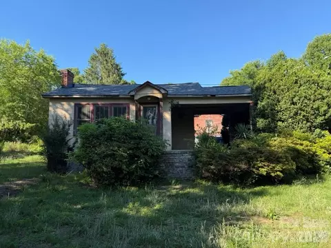 3370 Rocky Rd, Lenoir, NC 28645