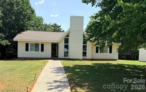 2530 Dion Ave, Charlotte, NC 28212