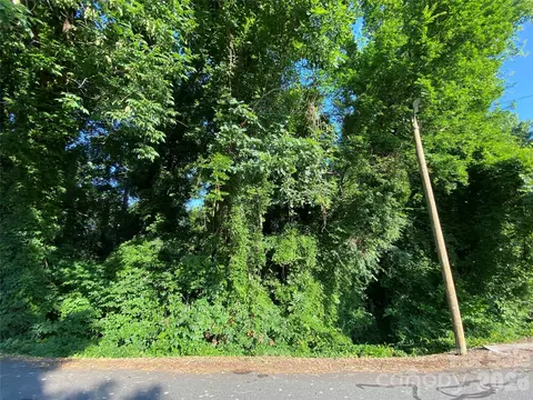 142 Paddington Sw Dr SW, Concord, NC 28025