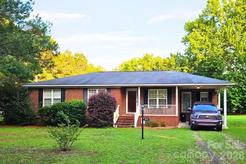 1617 Shampy A Dr #A, Hartsville, SC 29550