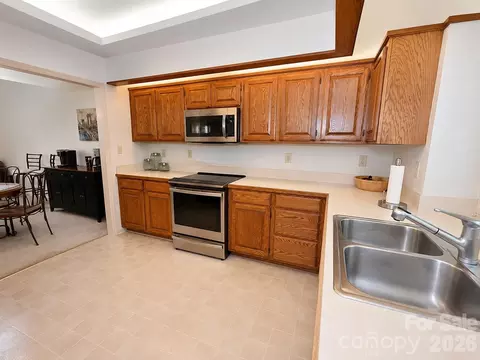 Kitchen - 3675 Rock Bridge Ne Dr NE, Conover, NC 28613 photo 2 of 4