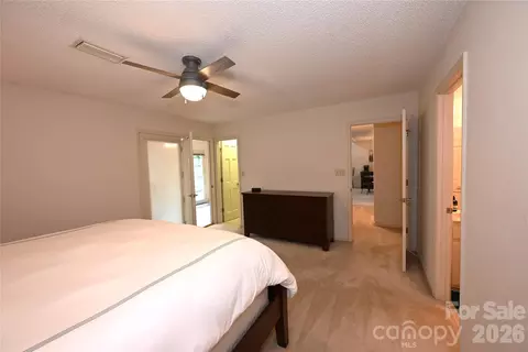 Bedroom - 3675 Rock Bridge Ne Dr NE, Conover, NC 28613 photo 3 of 5