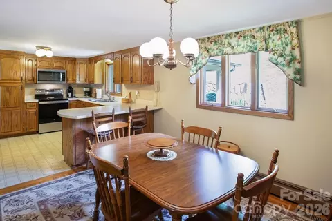 Dining - 293 Dillardtown Rd, Sylva, NC 28779 photo 1 of 2