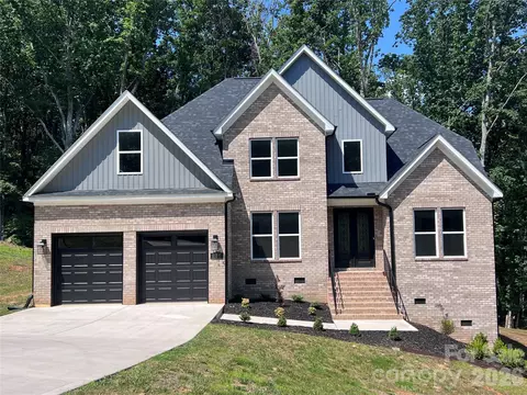 236 Mark Ryan Ln, Dallas, NC 28034