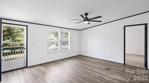 Living - 913 Grace Dr, Stanley, NC 28164 photo 1 of 4