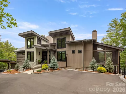 425 Dockside Dr, Nebo, NC 28761