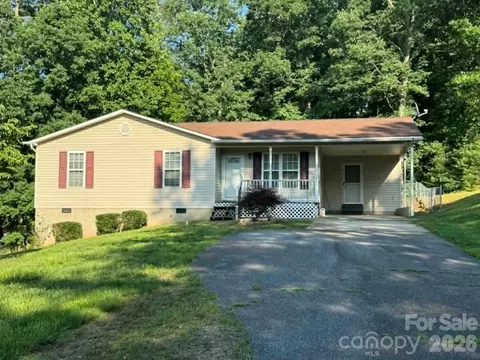 2588 Knight Dr, Lenoir, NC 28645