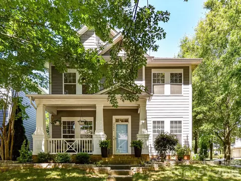 17404 Harbor Walk Dr, Cornelius, NC 28031