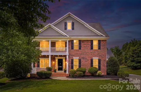 1416 Shade Tree Ct, Matthews, NC 28104