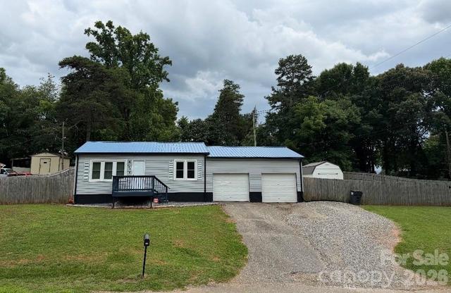 139 Kay Ln, Statesville, NC 28625