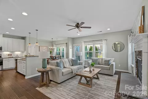 3719 Dolly Madison Rd, Charlotte, NC 28208