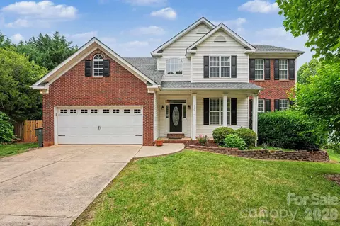 110 Sandreed Dr, Mooresville, NC 28117