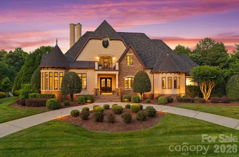114 Thurstons Way, Mooresville, NC 28117
