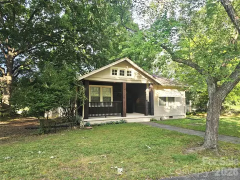 1129 W 5th Ave, Gastonia, NC 28052