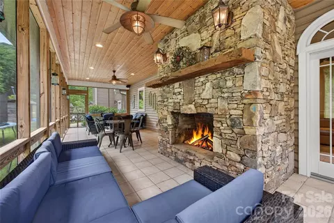 Exterior - 227 Black Bear Cv, Clyde, NC 28721 photo 3 of 5