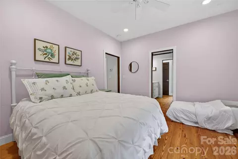 Bedroom - 227 Black Bear Cv, Clyde, NC 28721 photo 7 of 7