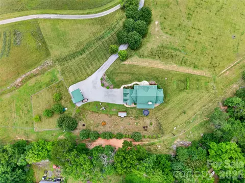 View/Area - 227 Black Bear Cv, Clyde, NC 28721 photo 1 of 1