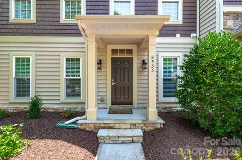 Exterior - 8335 Viewpoint Ln, Cornelius, NC 28031 photo 2 of 4