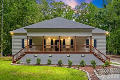 3429 Thoroughbred Ln, York, SC 29745