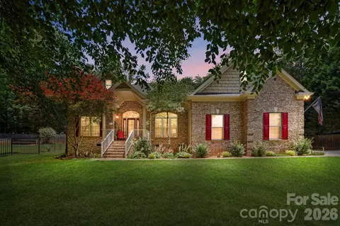 4342 Harbor Watch Dr, Denver, NC 28037