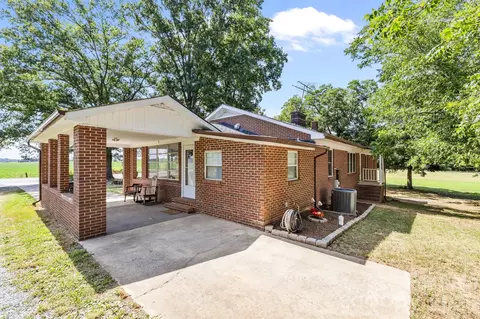 Exterior - 3825 Stack Rd, Monroe, NC 28112 photo 4 of 4