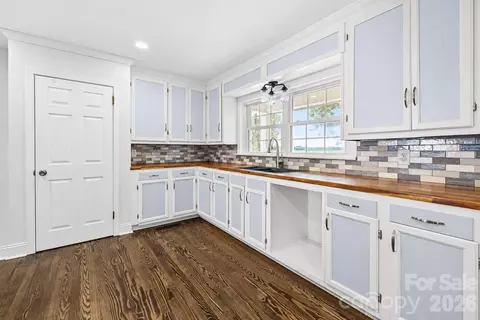 Kitchen - 3825 Stack Rd, Monroe, NC 28112 photo 1 of 1
