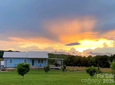 6042 Heavner Rd, Vale, NC 28168