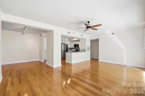 1315 E 411 Blvd #411, Charlotte, NC 28203