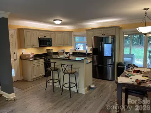 Kitchen - 514 Crestview Dr, Albemarle, NC 28001 photo 1 of 3
