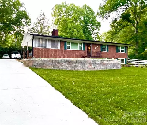 514 Crestview Dr, Albemarle, NC 28001