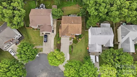 View/Area - 442 Sugar Maple Dr, Tega Cay, SC 29708 photo 2 of 9