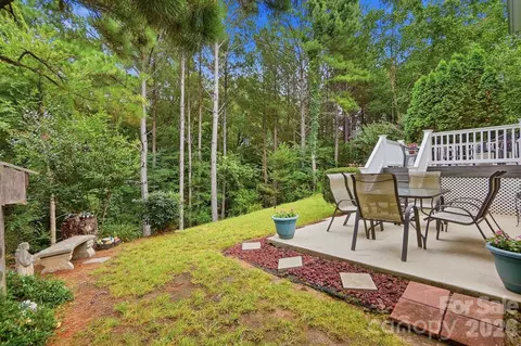 Exterior - 442 Sugar Maple Dr, Tega Cay, SC 29708 photo 6 of 7