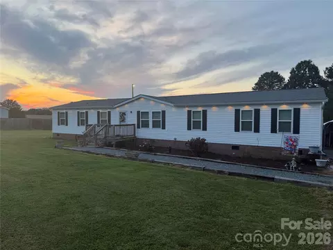 4421 Canal Rd, Marshville, NC 28103
