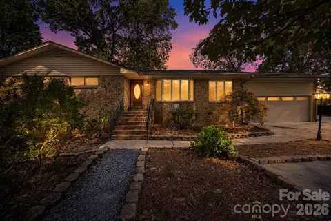 203 Ewing Dr, Belmont, NC 28012
